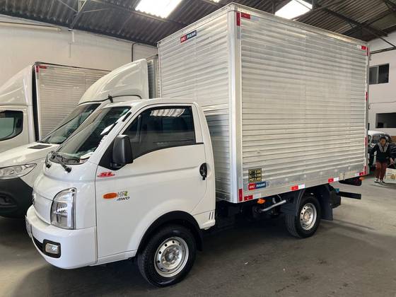 HYUNDAI HR 2.5 TURBO DIESEL CS 4WD MANUAL