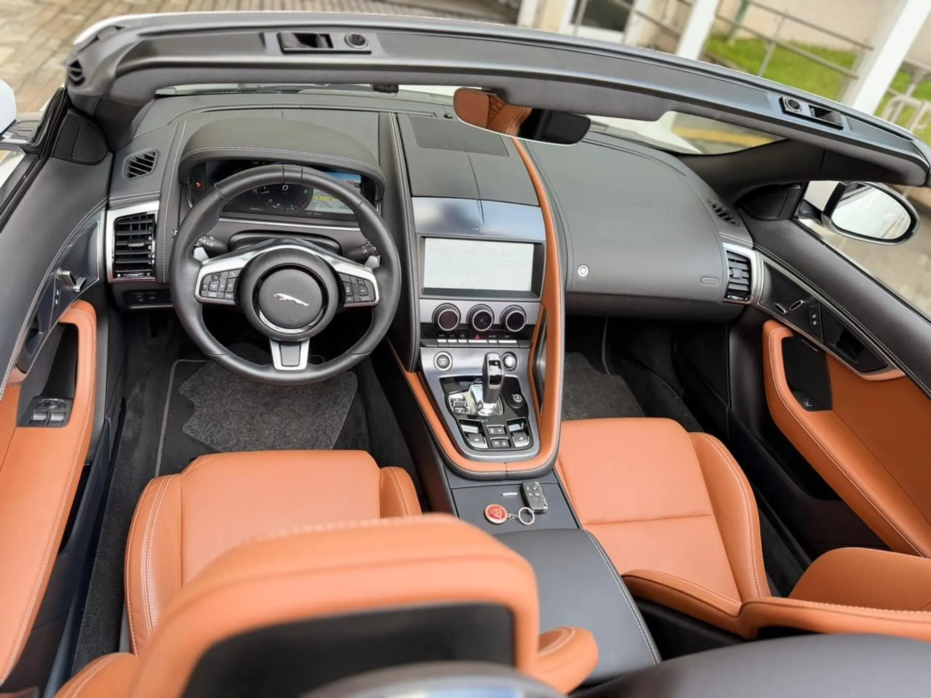 Jaguar F-TYPE - Foto 8