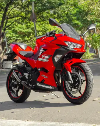 KAWASAKI NINJA 400 