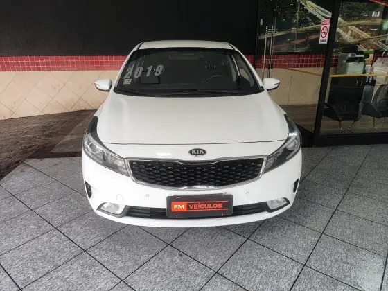 KIA CERATO 1.6 SX 16V FLEX 4P AUTOMÁTICO