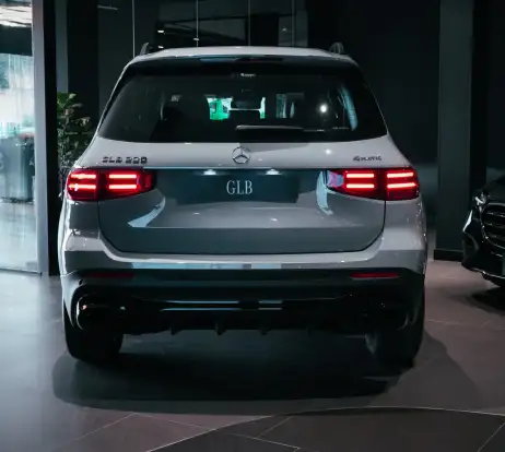 MERCEDES-BENZ-GLB 220-2026