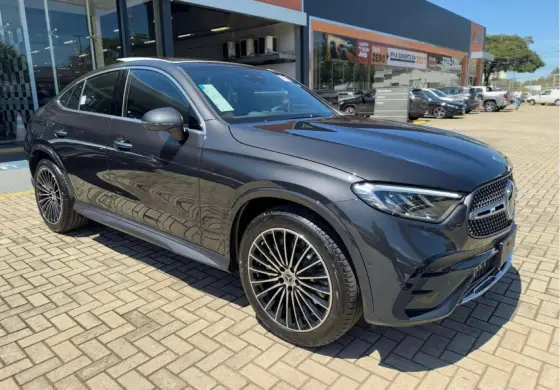 MERCEDES-BENZ GLC 300 2.0 MHEV AMG LINE COUPÉ 4MATIC 9G-TRONIC