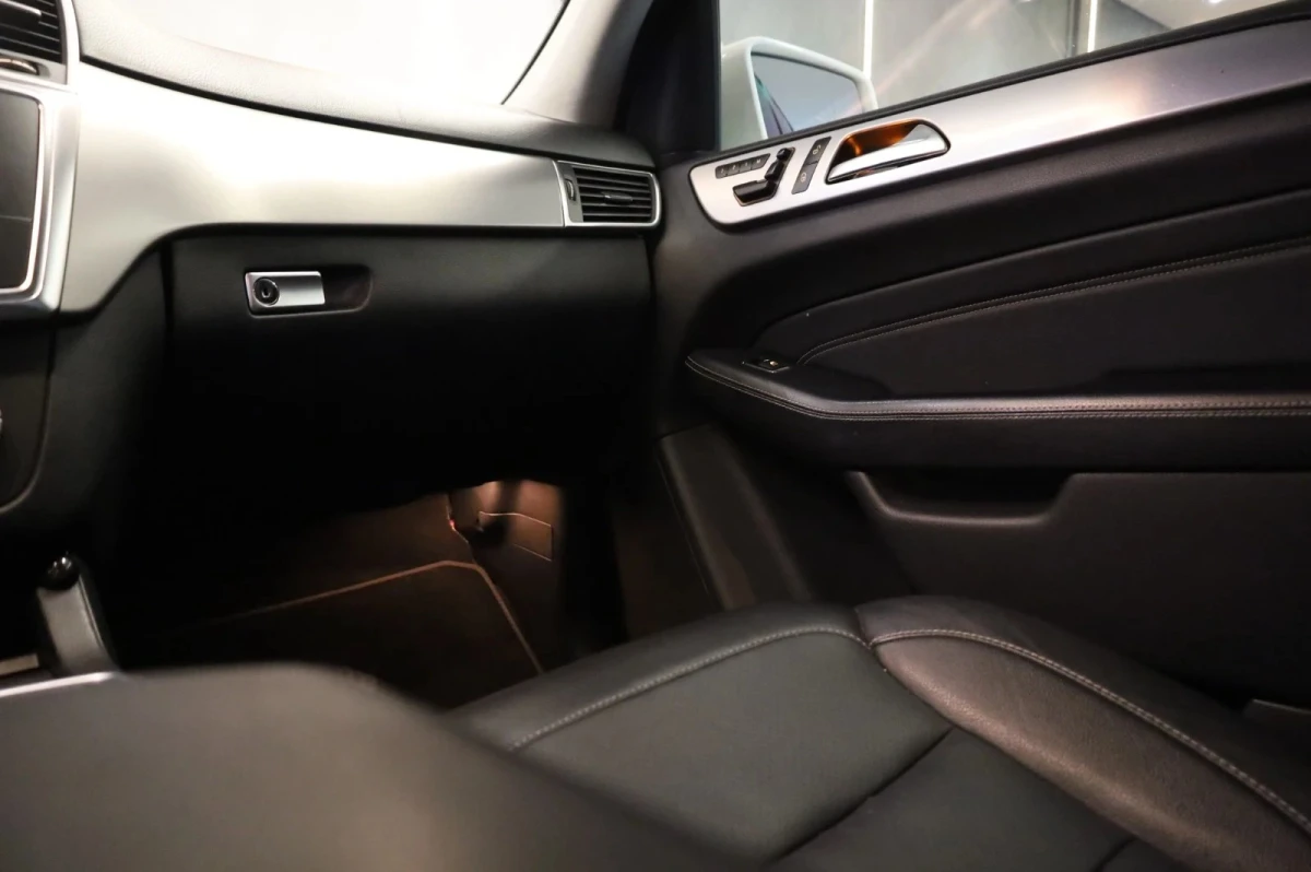 Mercedes-benz ML 350 — foto 10