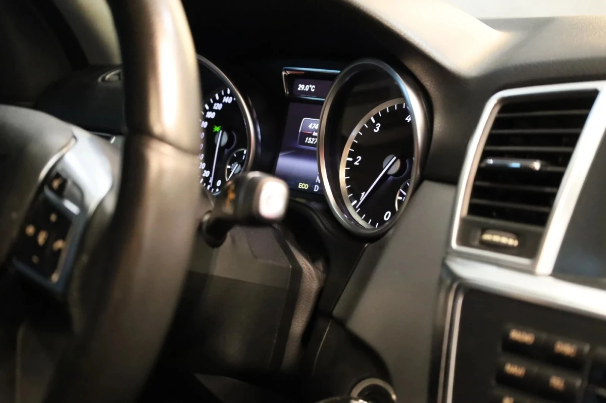 Mercedes-benz ML 350 — foto 14