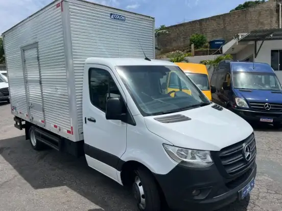 MERCEDES-BENZ-SPRINTER-2020