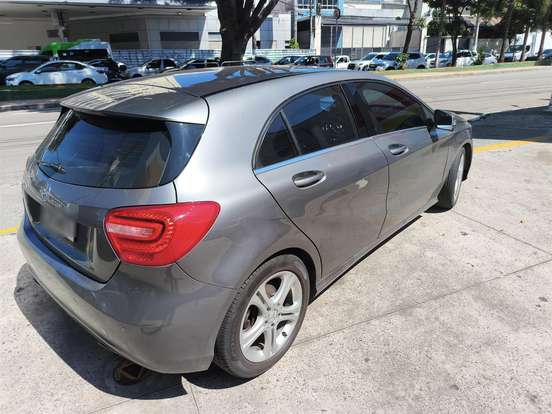 MERCEDES-BENZ-A 200-2013