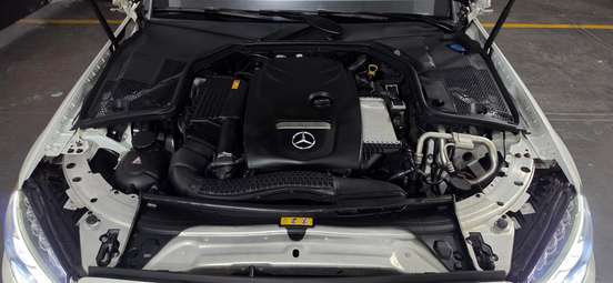 MERCEDES-BENZ-C 250-2018