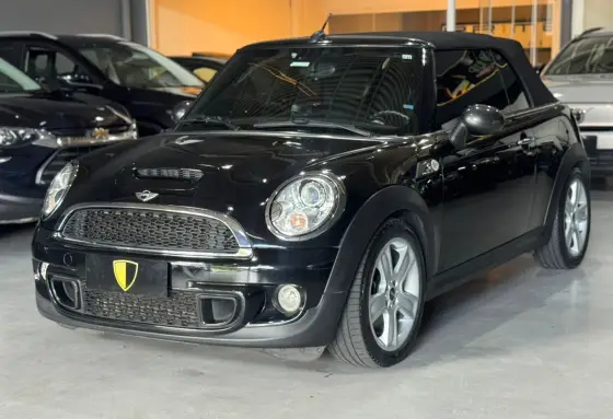 MINI COOPER 2.0 S TOP 16V TURBO GASOLINA 2P AUTOMÁTICO MINI COOPER 2.0 S TOP 16V TURBO GASOLINA 2P AUTOMÁTICO