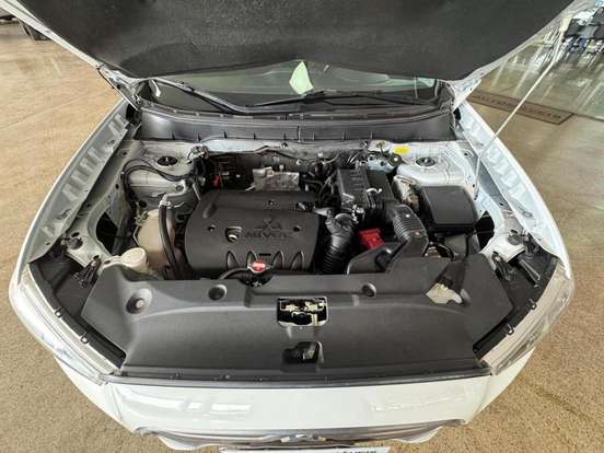 MITSUBISHI-ASX-2.0 4X2 16V GASOLINA 4P AUTOMÁTICO MITSUBISHI-ASX-2015