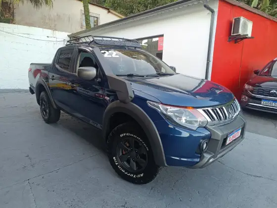 MITSUBISHI L200 TRITON 2.4 16V TURBO DIESEL SAVANA GLS CD 4X4 AUTOMÁTICO
