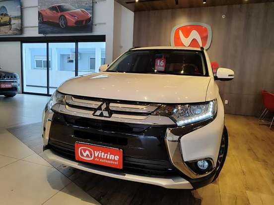 MITSUBISHI-OUTLANDER-2.0 16V GASOLINA 4P AUTOMÁTICO MITSUBISHI-OUTLANDER-2015