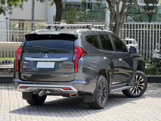 MITSUBISHI-PAJERO SPORT-2.4 16V MIVEC TURBO DIESEL HPE-S AWD AUTOMÁTICO MITSUBISHI-PAJERO SPORT-2021