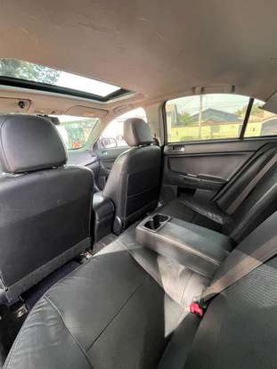 MITSUBISHI-LANCER-2011