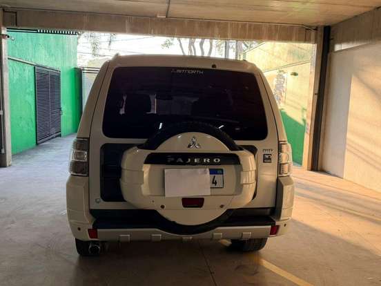 MITSUBISHI-PAJERO FULL-3.2 HPE 4X4 16V TURBO INTERCOOLER DIESEL 4P AUTOMÁTICO MITSUBISHI-PAJERO FULL-2013