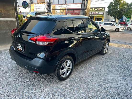 NISSAN-KICKS-2018