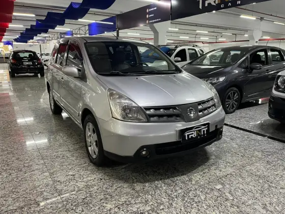 NISSAN LIVINA 1.8 SL 16V FLEX 4P AUTOMÁTICO