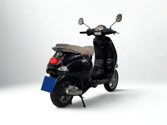 PIAGGIO-VESPA LX 150-2006