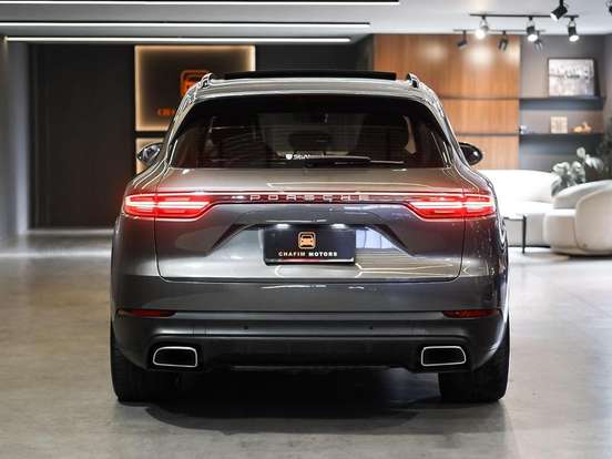 PORSCHE-CAYENNE-2020