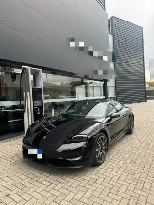 PORSCHE TAYCAN ELÉTRICO