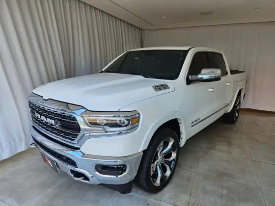 RAM 1500 5.7 V8 GASOLINA LIMITED CD 4X4 AUTOMÁTICO