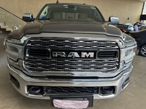 RAM 2500 6.7 I6 TURBO DIESEL LARAMIE CD 4X4 AUTOMÁTICO
