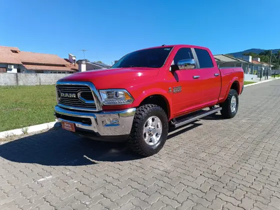 RAM 2500 6.7 LARAMIE 4X4 CD I6 TURBO DIESEL 4P AUTOMÁTICO