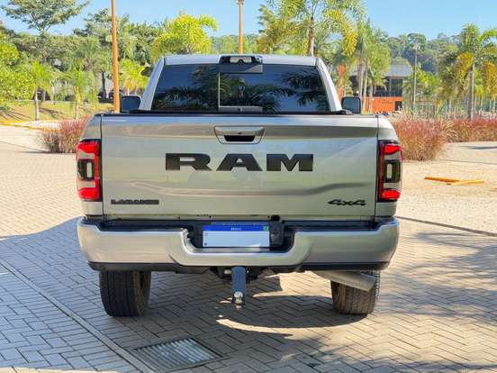 RAM-2500-6.7 I6 TURBO DIESEL LARAMIE CD 4X4 AUTOMÁTICO RAM-2500-2023