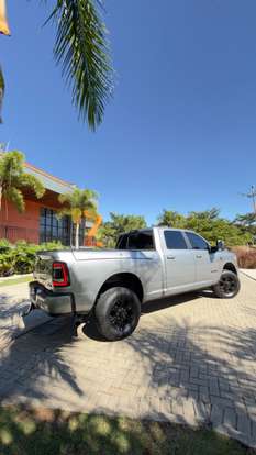 RAM-2500-6.7 I6 TURBO DIESEL LARAMIE CD 4X4 AUTOMÁTICO RAM-2500-2023