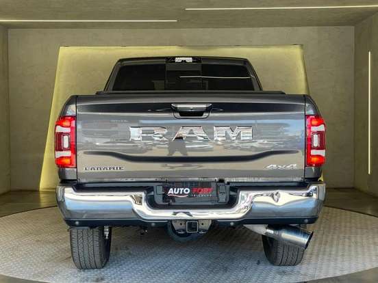 RAM-3500-6.7 I6 TURBO DIESEL LARAMIE CD 4X4 AUTOMÁTICO RAM-3500-2022