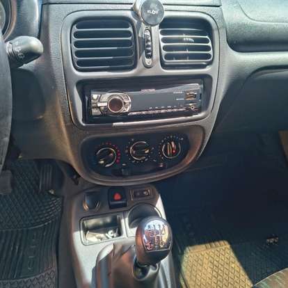 RENAULT-CLIO-1.0 EXPRESSION 16V FLEX 4P MANUAL RENAULT-CLIO-2014