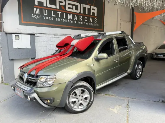 RENAULT DUSTER OROCH 2.0 16V FLEX DYNAMIQUE 4P AUTOMÁTICO RENAULT DUSTER OROCH 2.0 16V FLEX DYNAMIQUE 4P AUTOMÁTICO