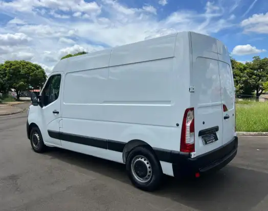 RENAULT-MASTER-2022