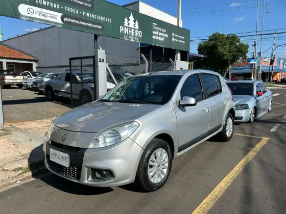 RENAULT SANDERO 1.6 PRIVILÉGE 16V FLEX 4P MANUAL