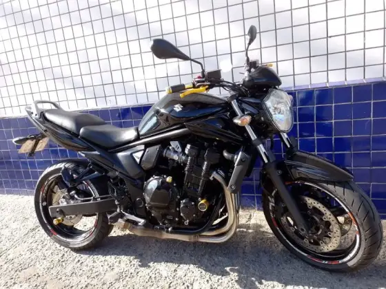 SUZUKI BANDIT 650 