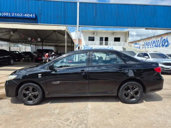 TOYOTA COROLLA 1.8 XLI 16V FLEX 4P AUTOMÁTICO TOYOTA COROLLA 1.8 XLI 16V FLEX 4P AUTOMÁTICO