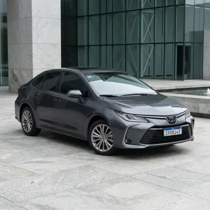 TOYOTA COROLLA 2.0 VVT-IE FLEX XEI DIRECT SHIFT TOYOTA COROLLA 2.0 VVT-IE FLEX XEI DIRECT SHIFT