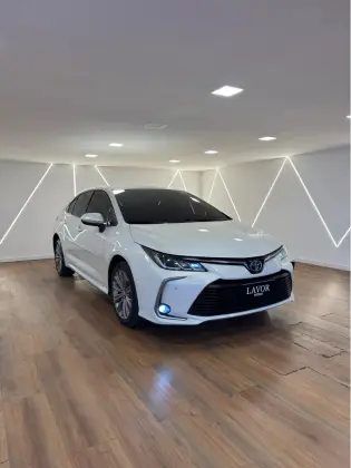 TOYOTA COROLLA 2.0 VVT-IE FLEX XEI DIRECT SHIFT TOYOTA COROLLA 2.0 VVT-IE FLEX XEI DIRECT SHIFT