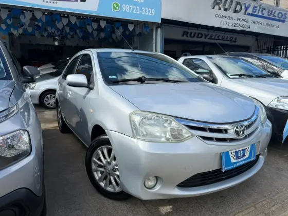 TOYOTA ETIOS 1.5 XLS SEDAN 16V FLEX 4P MANUAL TOYOTA ETIOS 1.5 XLS SEDAN 16V FLEX 4P MANUAL