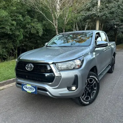 TOYOTA HILUX 2.8 D-4D TURBO DIESEL CD SRV 4X4 AUTOMÁTICO