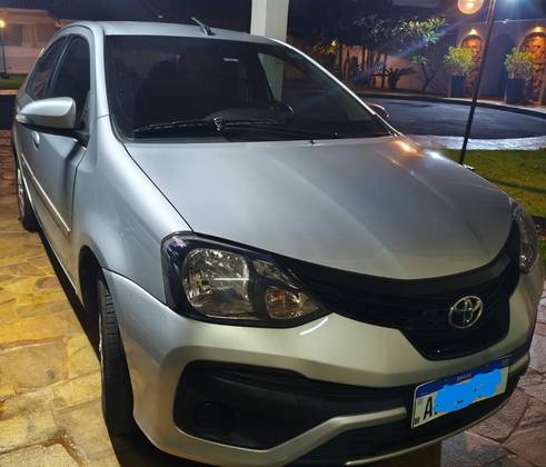 TOYOTA ETIOS 1.5 X PLUS SEDAN 16V FLEX 4P MANUAL