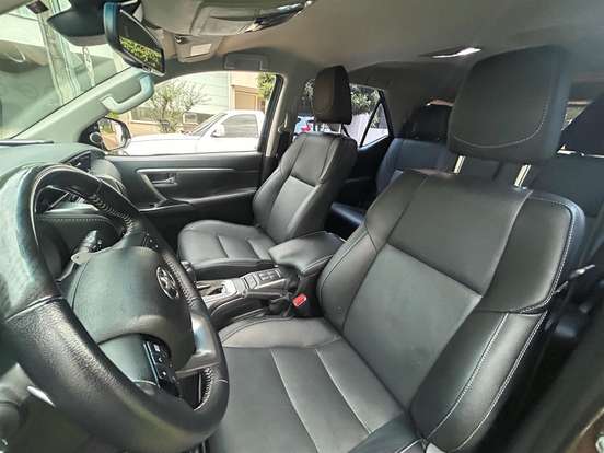 TOYOTA-HILUX SW4-2021