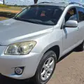 TOYOTA RAV4 2.4 4X2 16V GASOLINA 4P AUTOMÁTICO TOYOTA RAV4 2.4 4X2 16V GASOLINA 4P AUTOMÁTICO