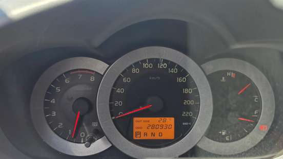 TOYOTA-RAV4-2010