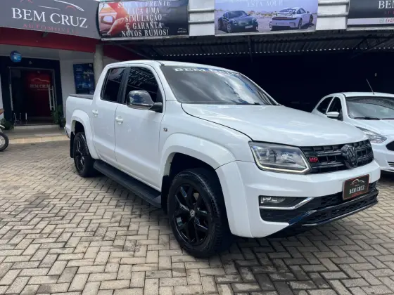 VOLKSWAGEN AMAROK 3.0 V6 TDI DIESEL HIGHLINE CD 4MOTION AUTOMÁTICO