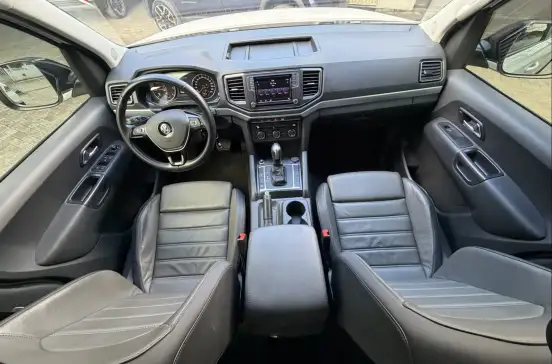 VOLKSWAGEN-AMAROK-2023