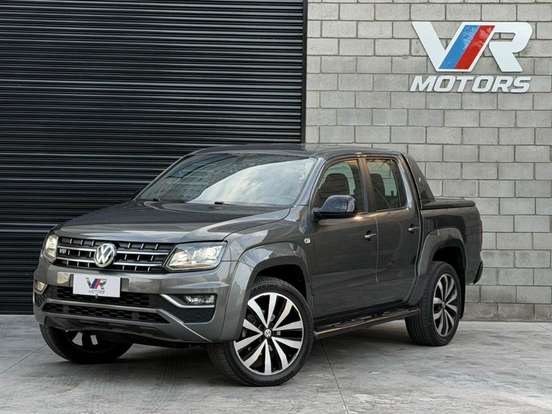 VOLKSWAGEN-AMAROK-2023
