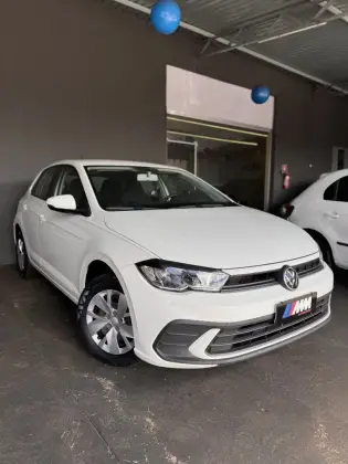 VOLKSWAGEN POLO 1.0 MPI MANUAL VOLKSWAGEN POLO 1.0 MPI MANUAL