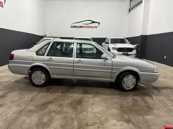 VOLKSWAGEN-SANTANA-1.8 MI 8V GASOLINA 4P MANUAL VOLKSWAGEN-SANTANA-2003