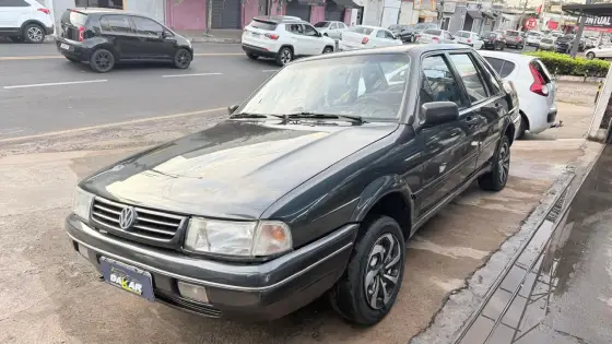 VOLKSWAGEN SANTANA 2.0 MI 8V GASOLINA 4P MANUAL
