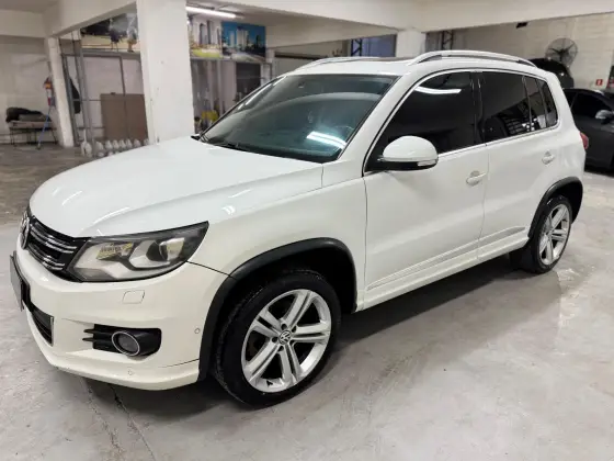 VOLKSWAGEN TIGUAN 2.0 TSI 16V TURBO GASOLINA 4P TIPTRONIC